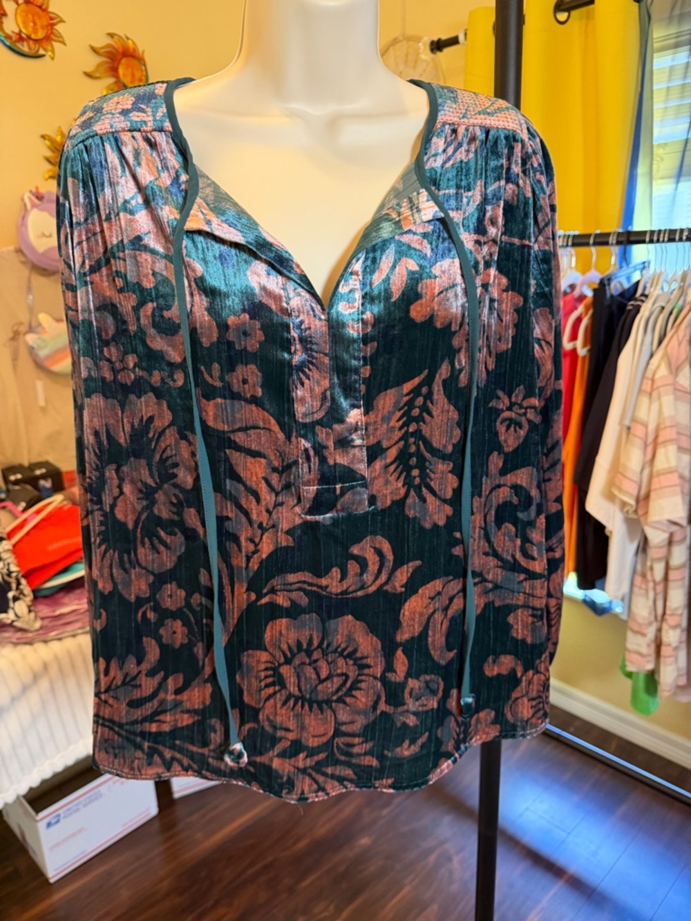 Anthropologie Velvet Floral Blouse – Boho Romantic Top, Teal With Pink, Shiny - Picture 5 of 8